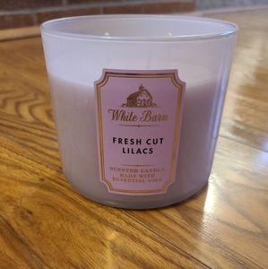 Bath & Body Works White Barn 3 Wick Candle